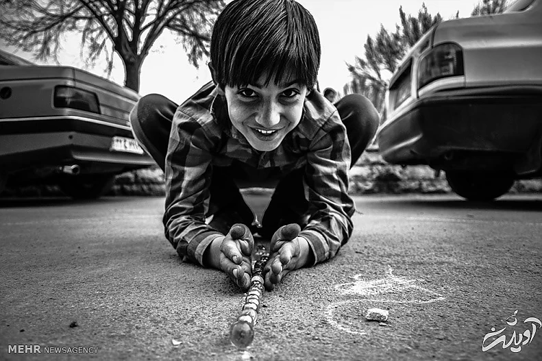 داستان تیله بازی که بیشتر بازی پسرانه است داستان تیله بازی که بیشتر بازی پسرانه است